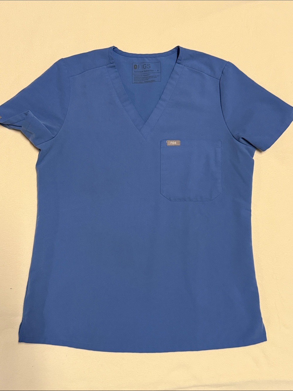 FIGS V-Neck Tops Bundle in Blue, Charcoal, Navy, and Olive - Small All for $26! - Picture 5 of 5